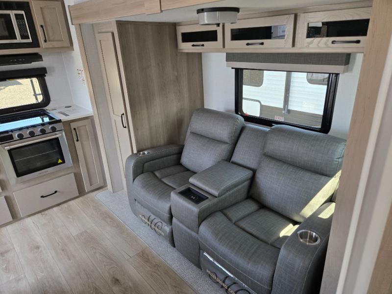 2025 Forest River Rockwood Mini Lite 2515S, $ 45,990