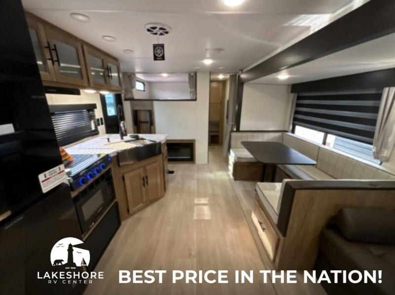 2025 Forest River Cherokee Black Label 294GEBGBL, $ 51,381