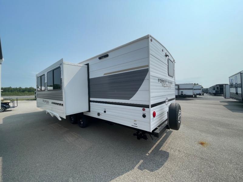 2025 Forest River Wildwood X-Lite 26ICE, $ 41,587