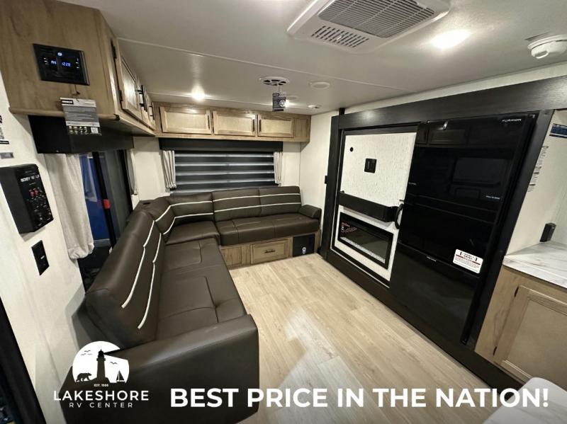 2025 Forest River Cherokee Grey Wolf 27LH, $ 48,713