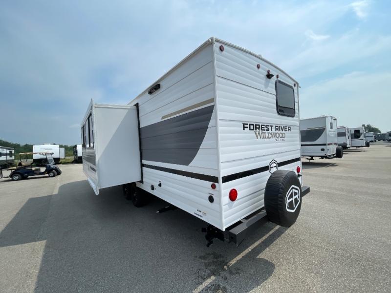 2025 Forest River Wildwood X-Lite 26ICE, $ 48,191