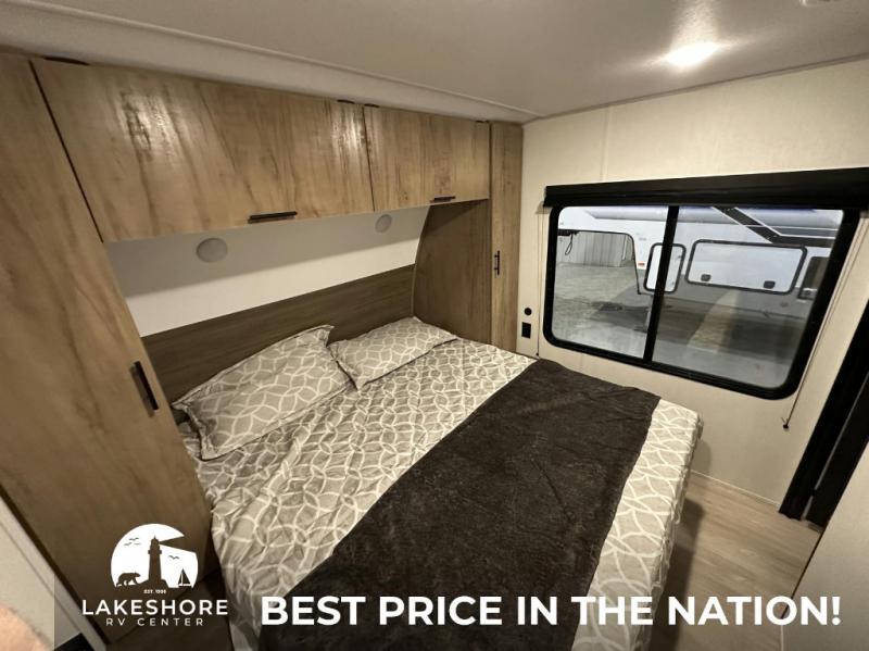 2025 Forest River Cherokee Grey Wolf 27LH, $ 48,849