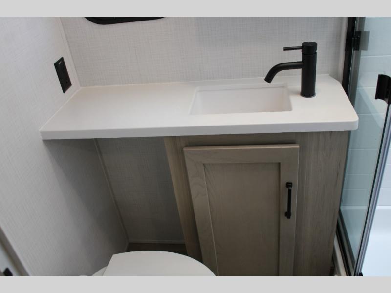 2025 Forest River Flagstaff Shamrock 17E, $ 38,166