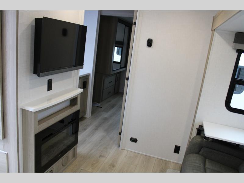 2025 Forest River Rockwood Mini Lite 2516S, $ 52,600