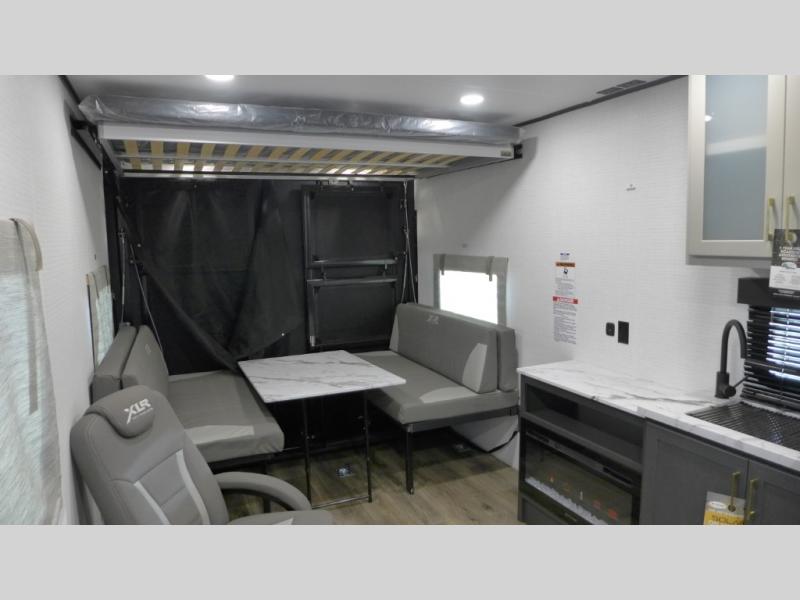 2025 Forest River XLR Boost 2714B, $ 53,458