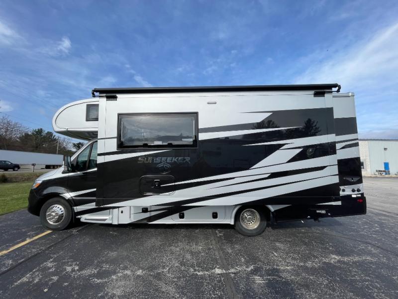 2025 Forest River Sunseeker MBS 2400T, $ 196,229
