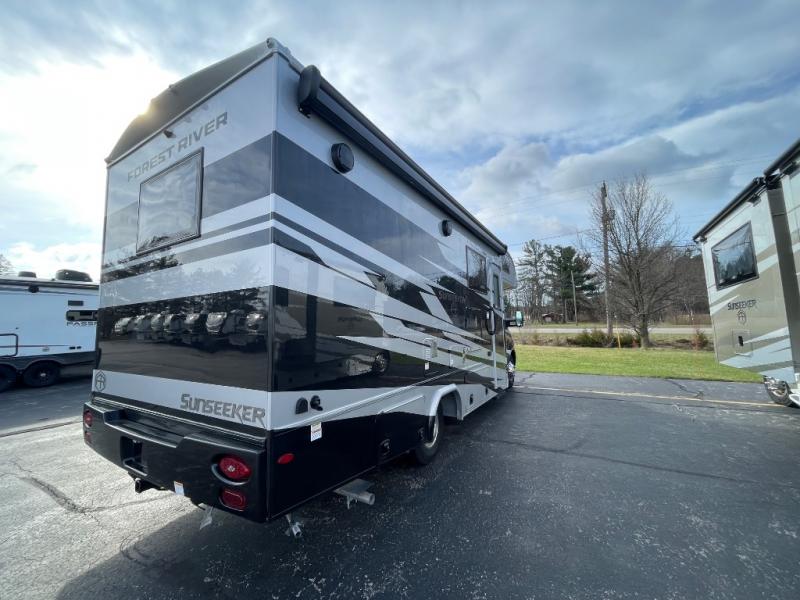 2025 Forest River Sunseeker MBS 2400T, $ 196,229