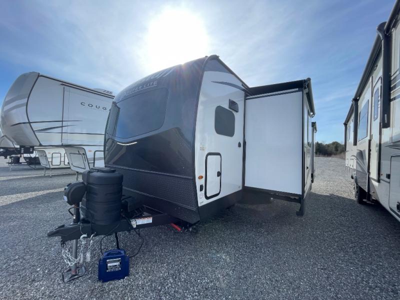 2025 Forest River Flagstaff Super Lite 26SFK, $ 58,835