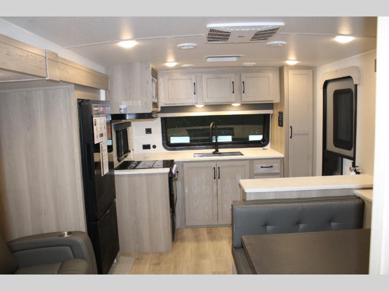 2025 Forest River Flagstaff Super Lite 26SFK, $ 60,234