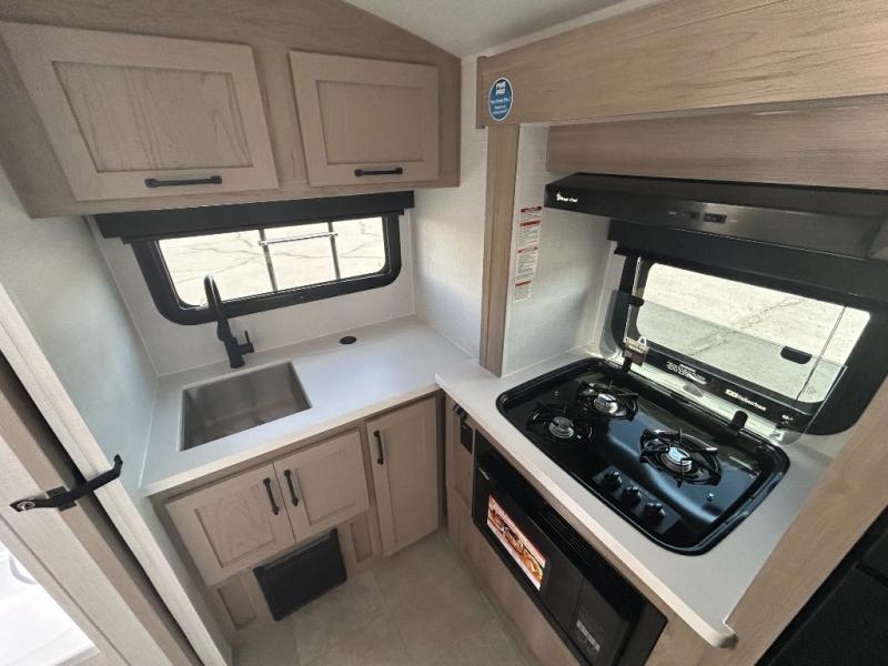 2025 Forest River Rockwood Geo Pro G15FBS, $ 34,990