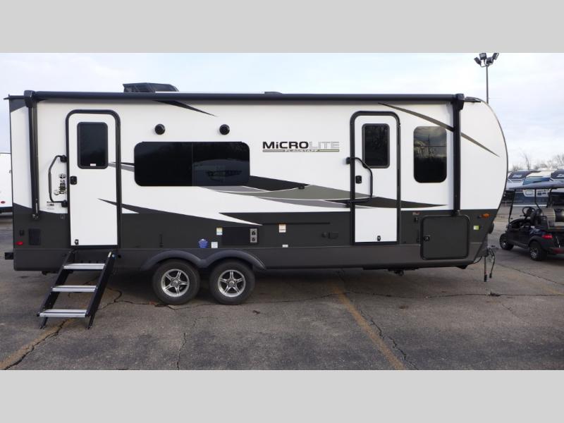 2025 Forest River Flagstaff Micro Lite 25SRK, $ 51,496