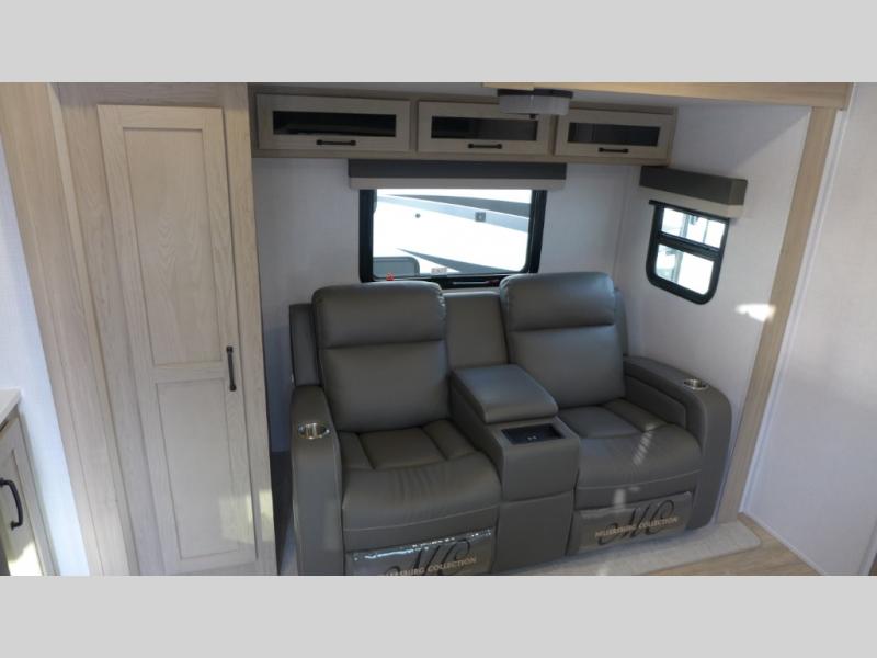 2025 Forest River Flagstaff Micro Lite 25SRK, $ 51,496