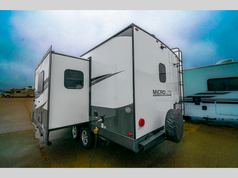 2025 Forest River Flagstaff Micro Lite 22SQS, $ 45,460