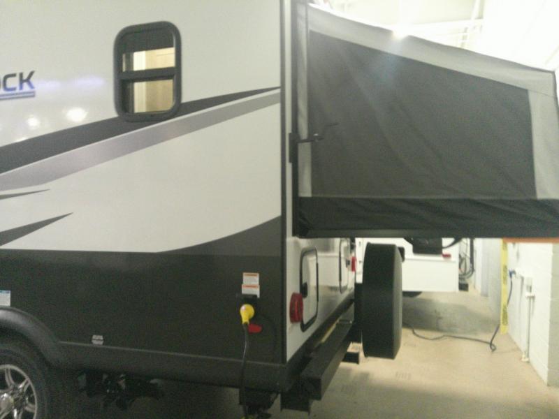 2025 Forest River Flagstaff Shamrock 17E, $ 38,103