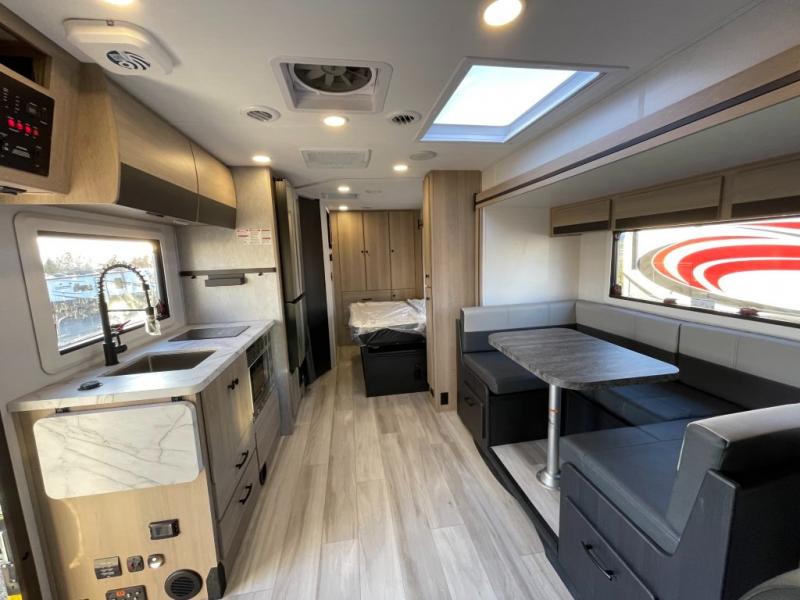 2025 Forest River Forester Mercedes-Benz Series (M, $ 139,990