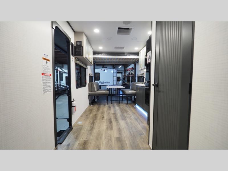 2025 Forest River XLR Boost 2017B, $ 48,674