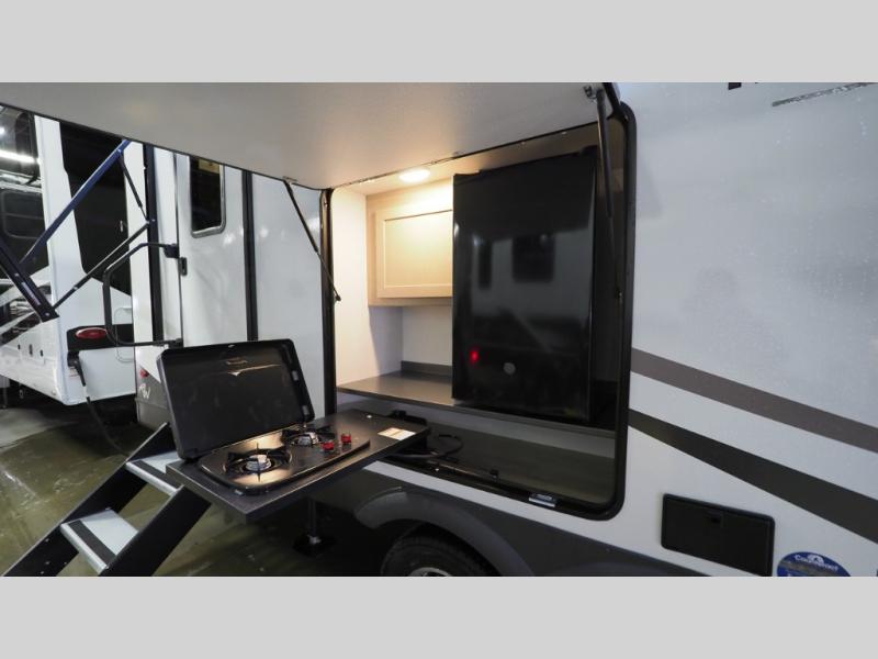 2025 Forest River Rockwood Ultra Lite 2614BS, $ 60,848