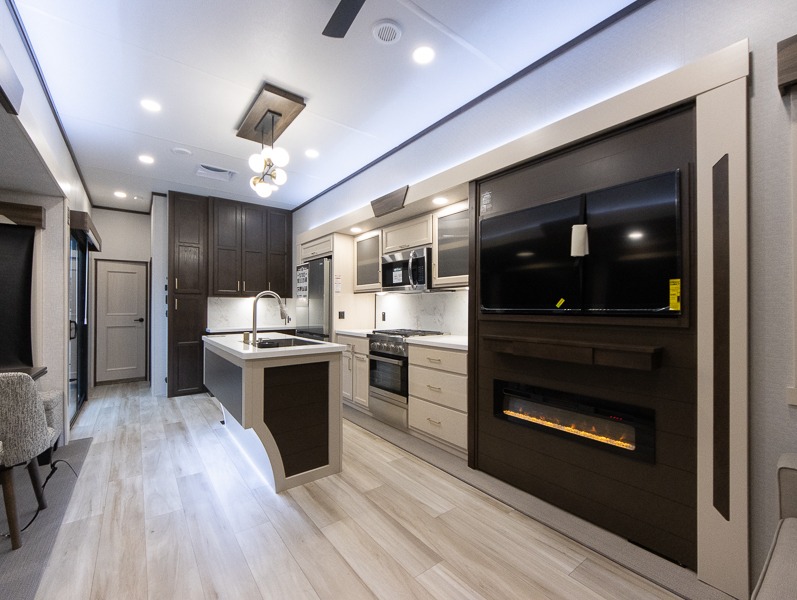 2025 Forest River Cedar Creek Cottage 40CCK, $ 112,272