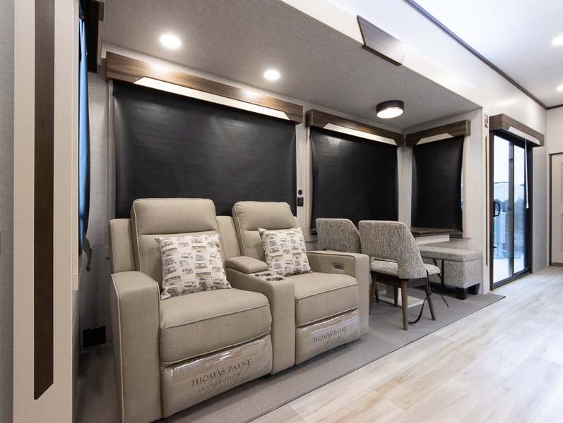 2025 Forest River Cedar Creek Cottage 40CCK, $ 112,272