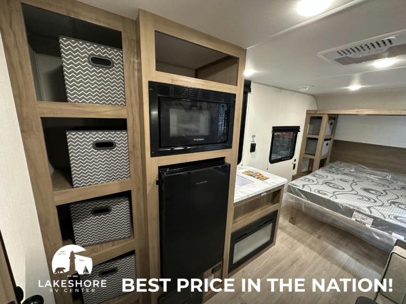 2025 Forest River Cherokee Wolf Pup 17EV, $ 25,886,050