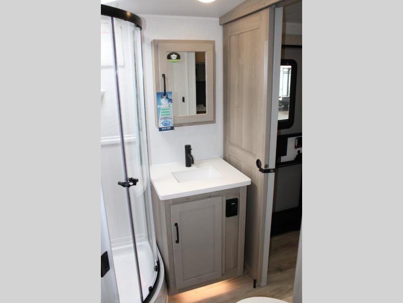 2025 Forest River Flagstaff Super Lite 26FKBS, $ 57,349