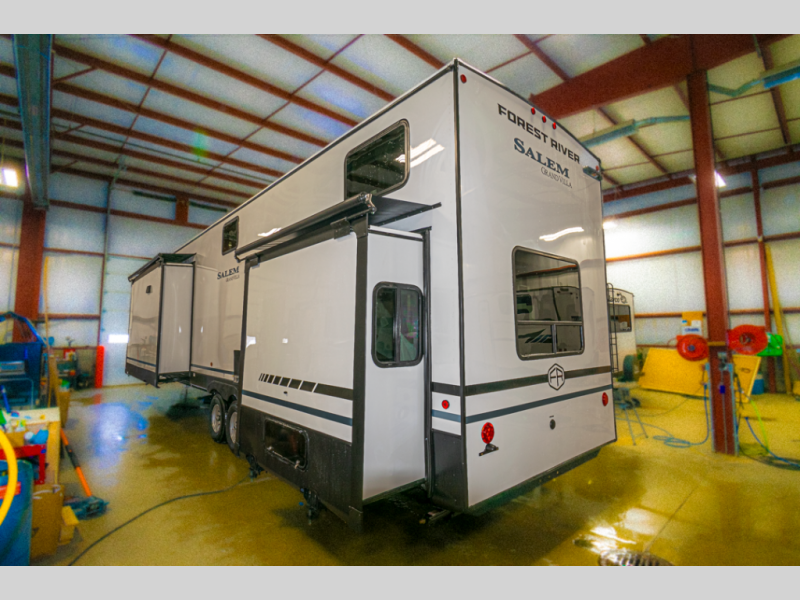 2025 Forest River Salem Grand Villa 42FLDL, $ 100,545