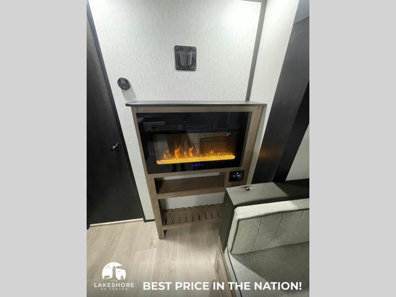 2025 Forest River Cherokee Grey Wolf Black Label 2, $ 56,266