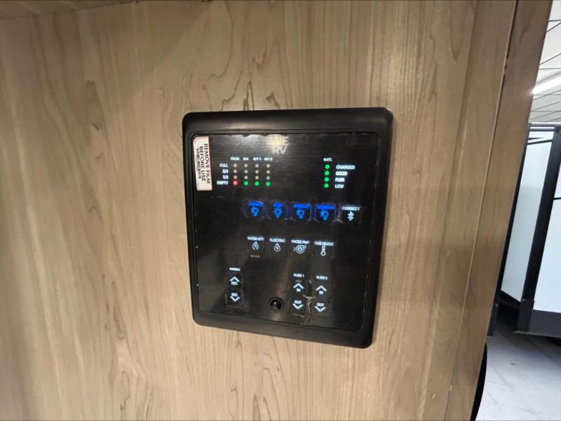 2025 Forest River Rockwood Ultra Lite 2619FK, $ 53,990