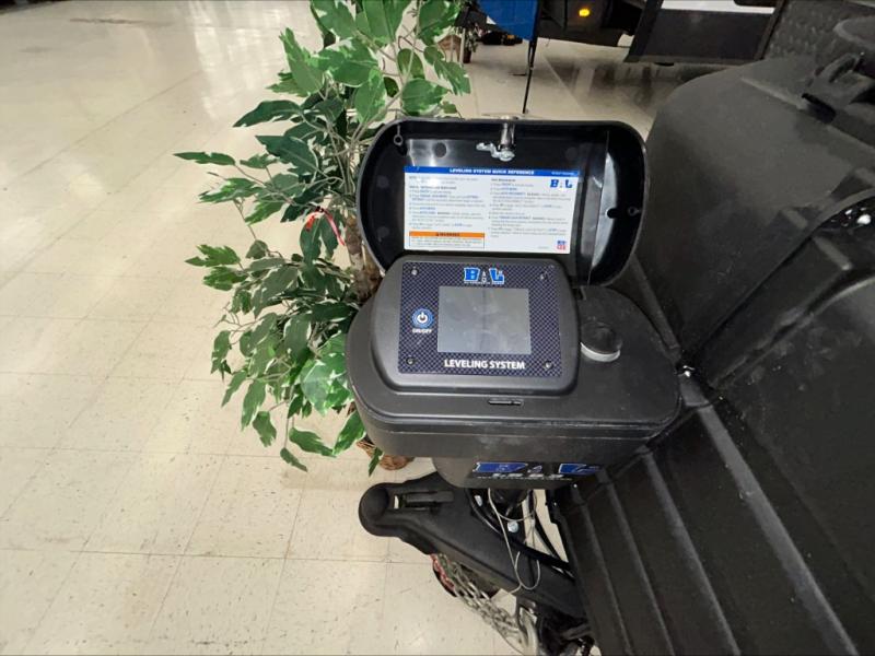 2025 Forest River Rockwood Ultra Lite 2619FK, $ 53,990