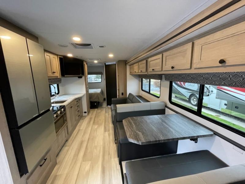 2025 Forest River Forester LE Ford Chasis 2551DSLE, $ 109,990