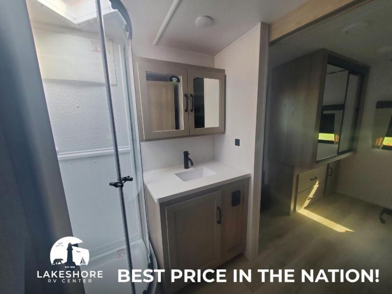 2025 Forest River Flagstaff Micro Lite 25FKBS, $ 52,819