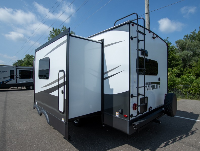 2025 Forest River Rockwood Mini Lite 2515S, $ 50,823