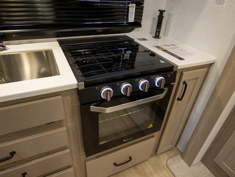 2025 Forest River Rockwood Mini Lite 2515S, $ 50,823