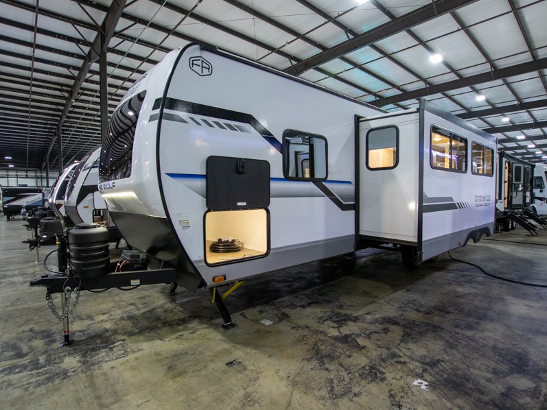 2025 Forest River Cherokee Alpha Wolf 280QBS, $ 31,990