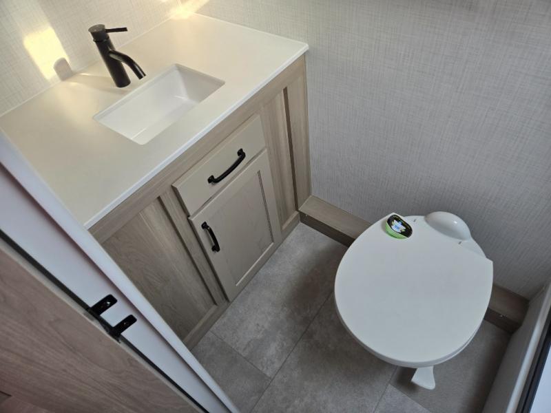 2025 Forest River Rockwood Geo Pro G19FD, $ 33,990