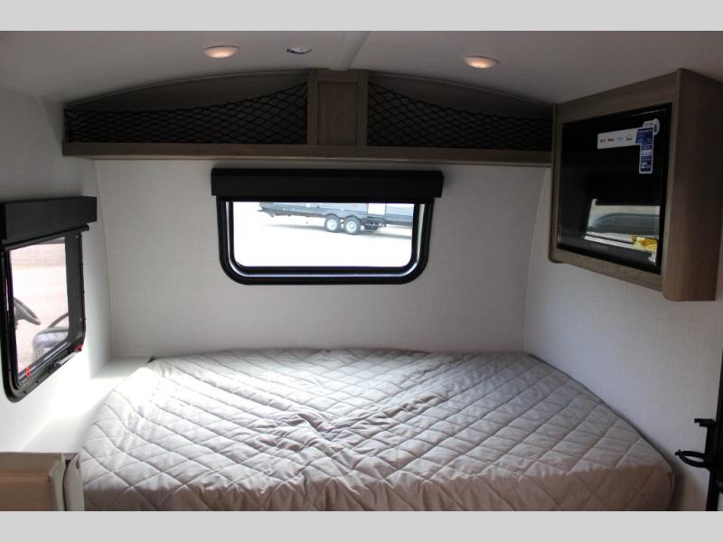 2025 Forest River Rockwood Geo Pro G20BH, $ 37,181