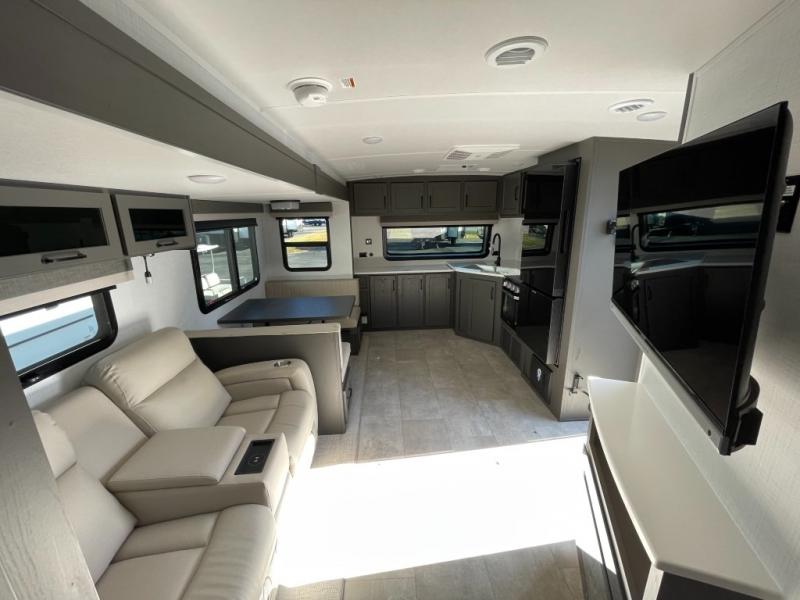 2025 Forest River Rockwood Ultra Lite 2608BS, $ 53,990