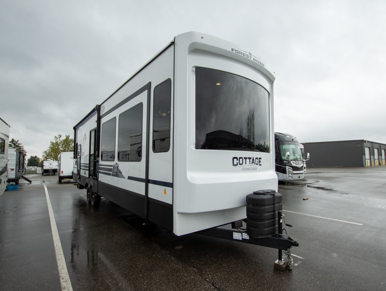2025 Forest River Cedar Creek Cottage 40CDL, $ 114,484