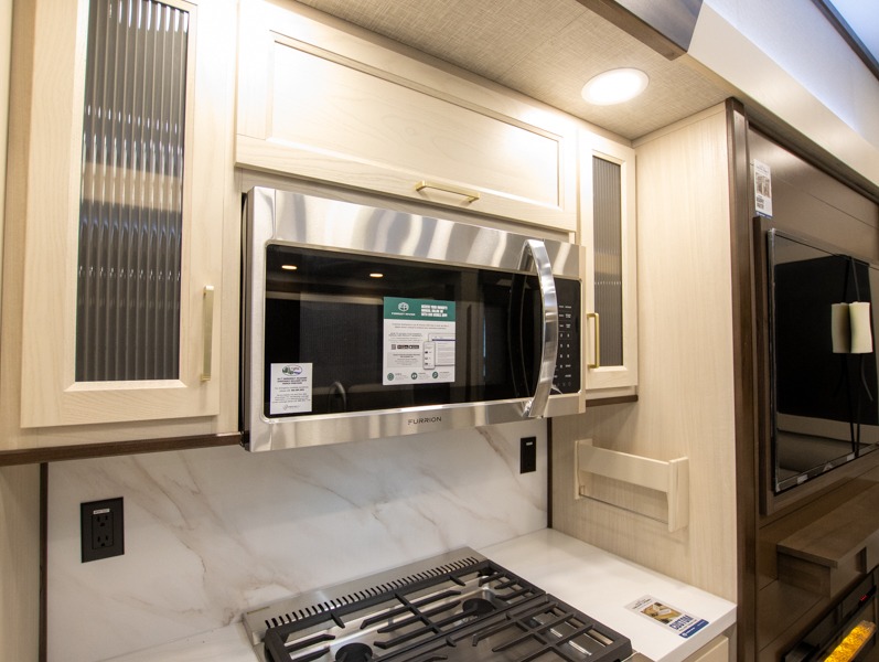 2025 Forest River Cedar Creek Cottage 40CDL, $ 114,484