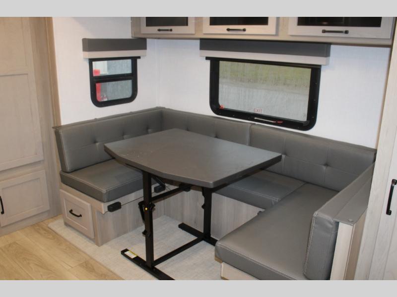 2025 Forest River Flagstaff Micro Lite 25BRDS, $ 49,167