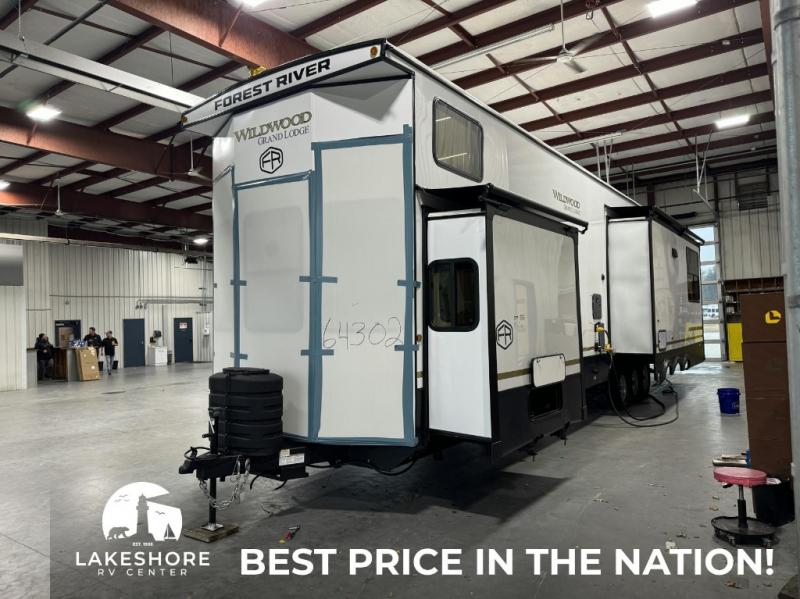 2025 Forest River Wildwood Grand Lodge 42VERANDA, $ 72,990