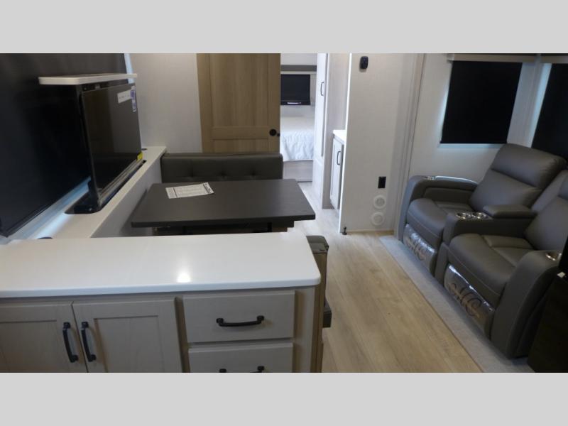 2025 Forest River Flagstaff Super Lite 26SFK, $ 59,760