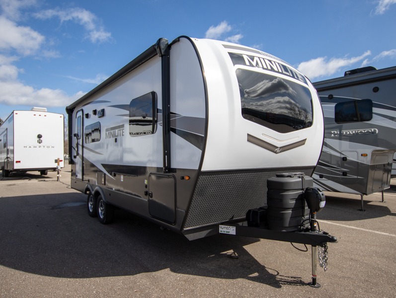 2025 Forest River Rockwood Mini Lite 2205S, $ 47,243