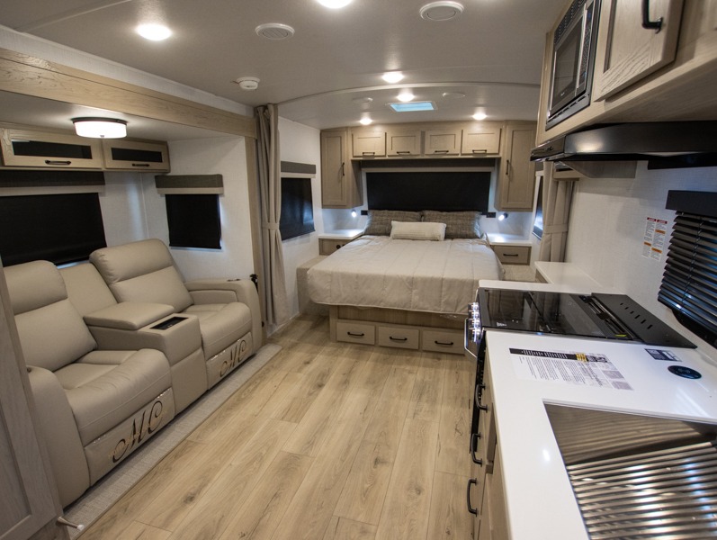 2025 Forest River Rockwood Mini Lite 2205S, $ 47,243