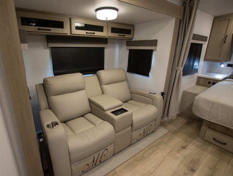 2025 Forest River Rockwood Mini Lite 2205S, $ 47,243