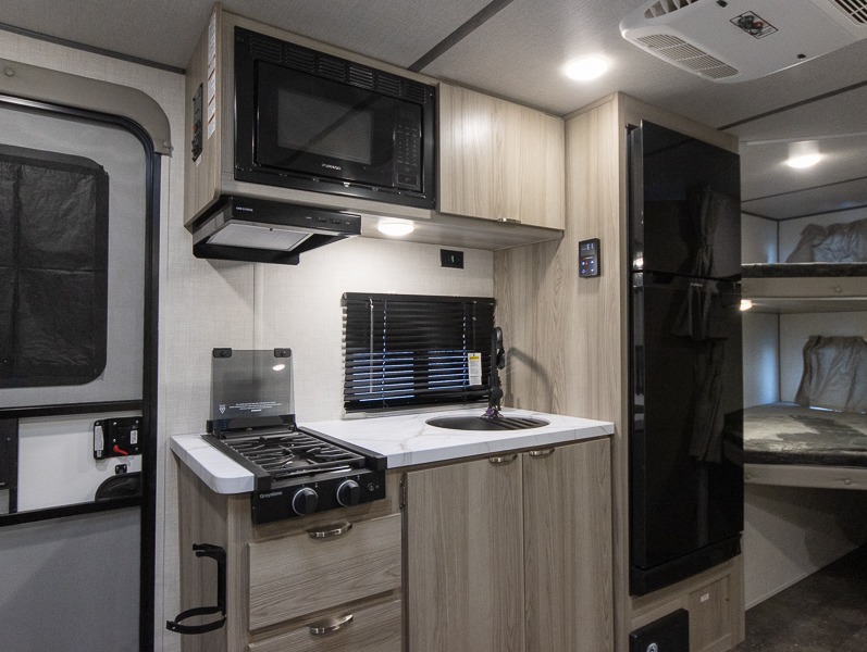 2025 Forest River Salem FSX 178BHSK, $ 36,234