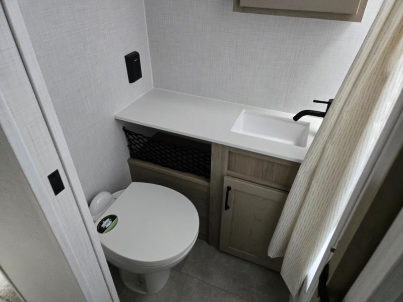 2025 Forest River Rockwood Geo Pro G20FBS, $ 34,295