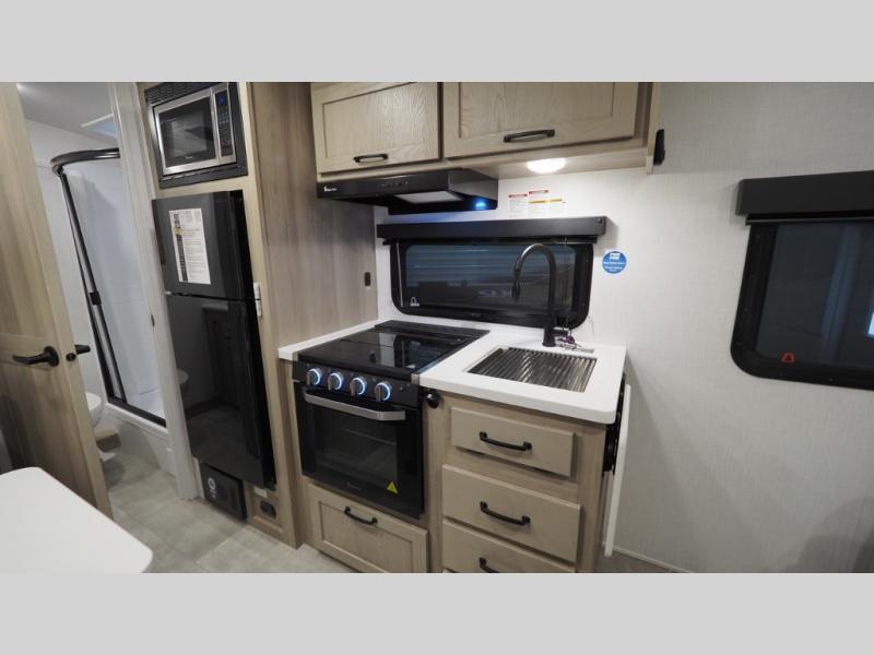 2025 Forest River Rockwood Geo Pro G19FD, $ 33,703