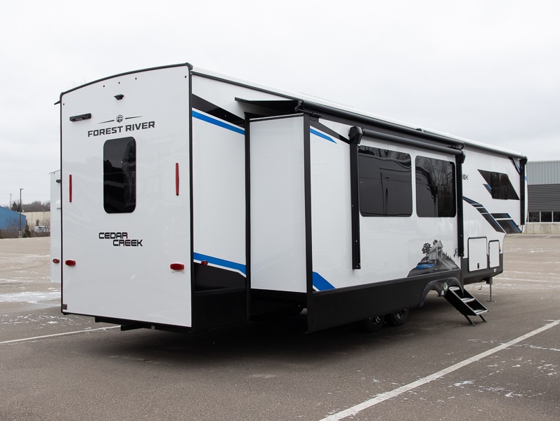 2025 Forest River Cedar Creek 395WOW, $ 132,103