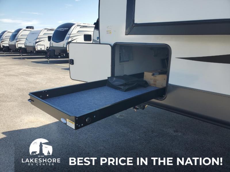 2025 Forest River Flagstaff Super Lite 26RBWS, $ 58,415